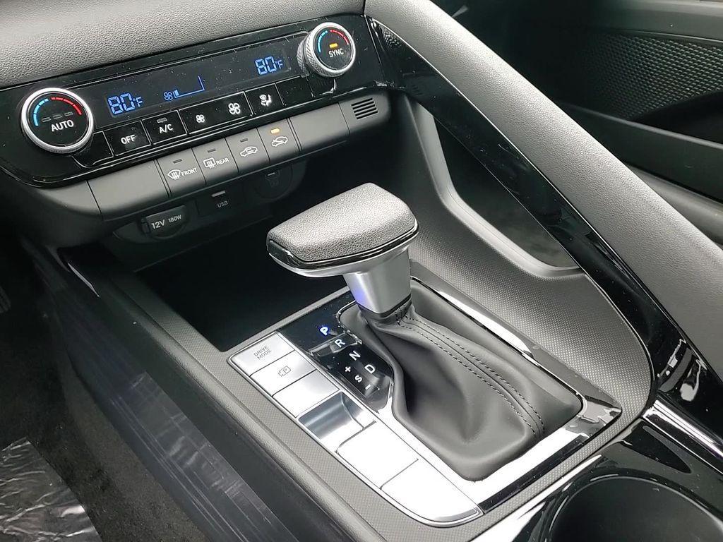 new 2025 Hyundai ELANTRA HEV car, priced at $26,761