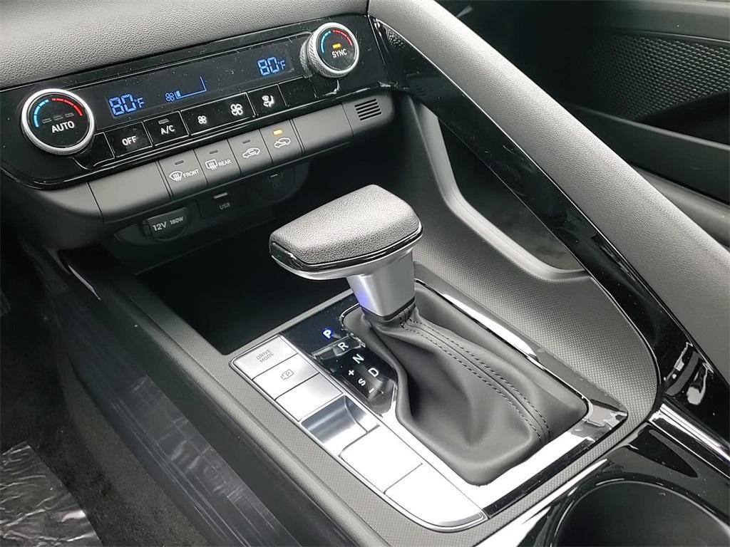 new 2025 Hyundai ELANTRA HEV car, priced at $25,261