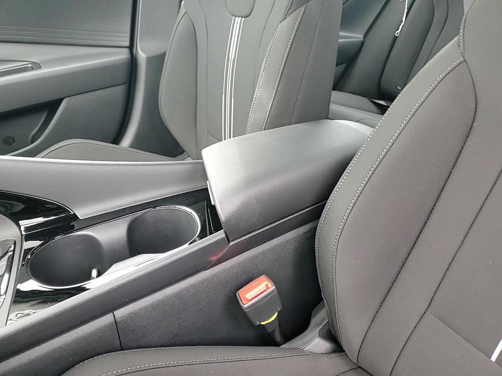 new 2025 Hyundai ELANTRA HEV car, priced at $26,761