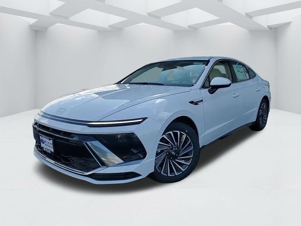 new 2025 Hyundai Sonata Hybrid car, priced at $31,402