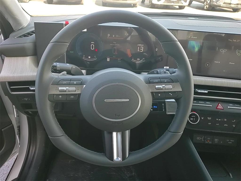 new 2025 Hyundai Sonata Hybrid car, priced at $32,152
