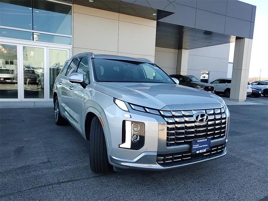 used 2024 Hyundai Palisade car, priced at $42,800