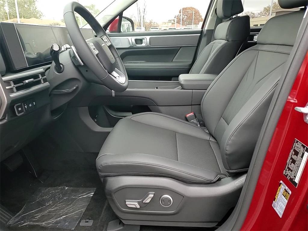 new 2025 Hyundai Santa Fe car, priced at $37,992