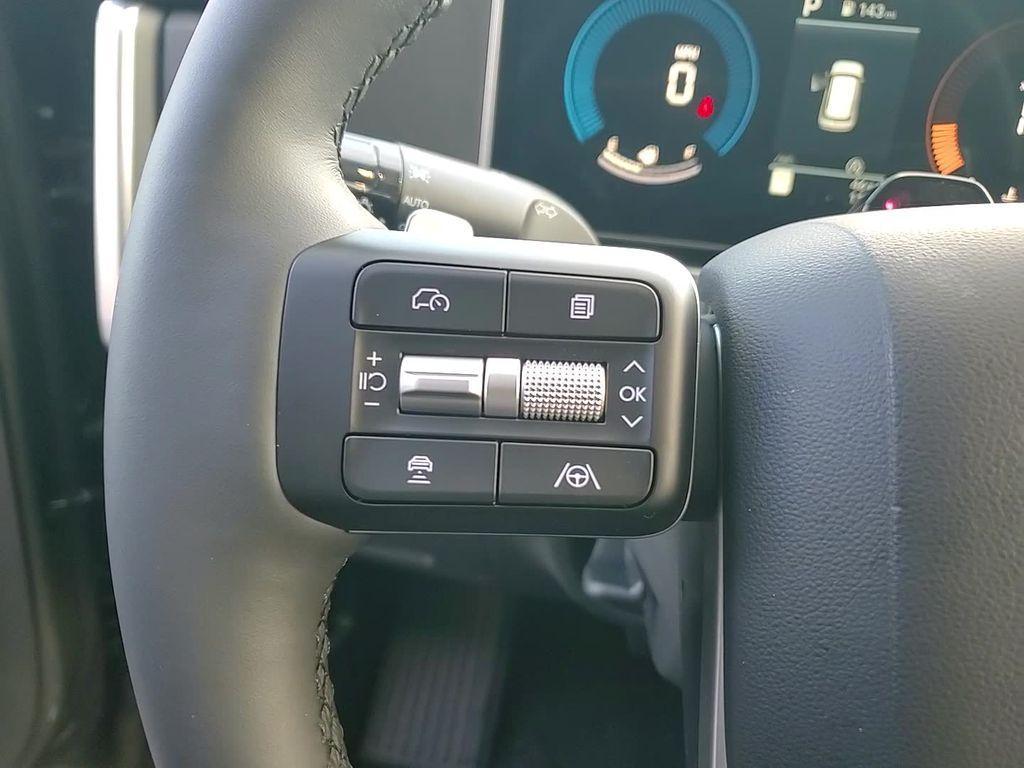 new 2025 Hyundai Santa Fe car, priced at $40,074