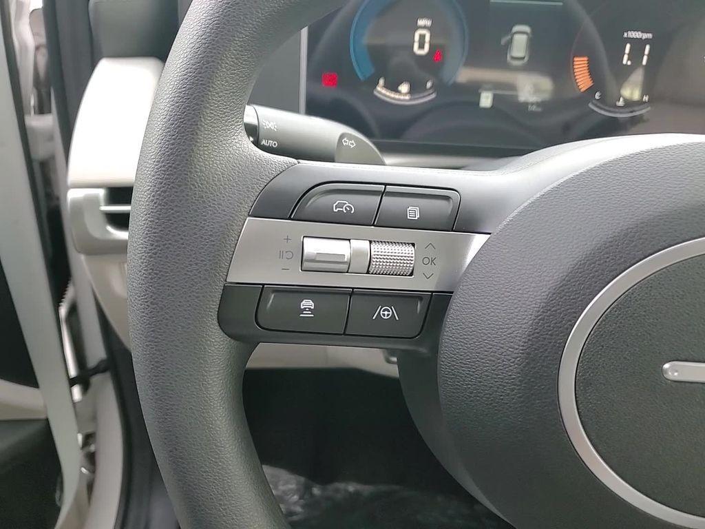 new 2025 Hyundai Tucson car, priced at $30,106
