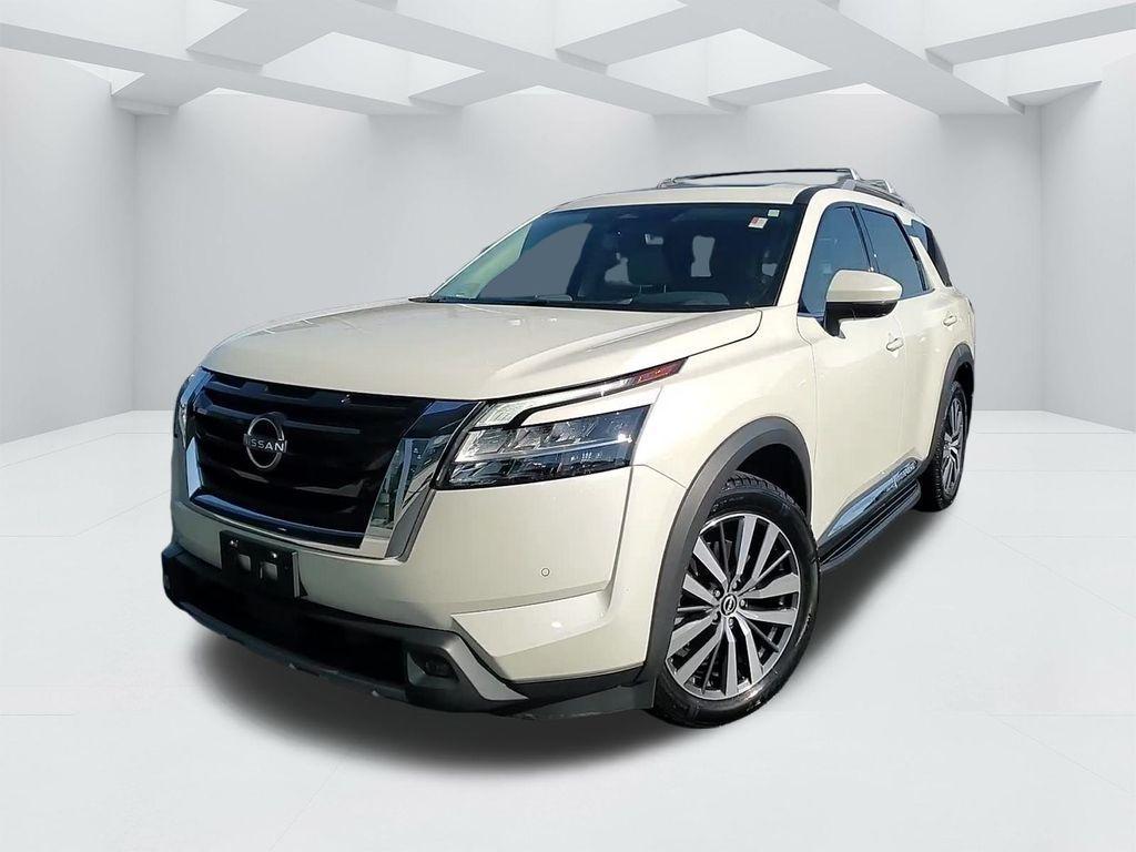 used 2022 Nissan Pathfinder car, priced at $33,800
