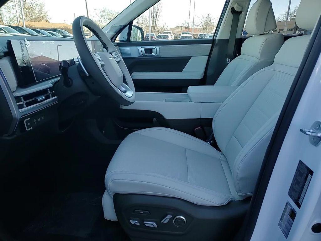 new 2025 Hyundai Santa Fe car, priced at $47,929