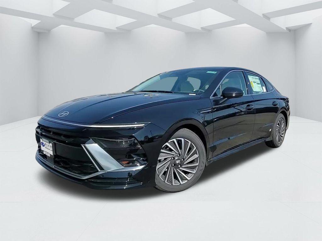 new 2025 Hyundai Sonata Hybrid car, priced at $32,537