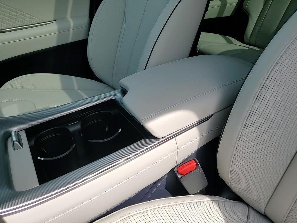 new 2025 Hyundai Palisade car, priced at $53,714