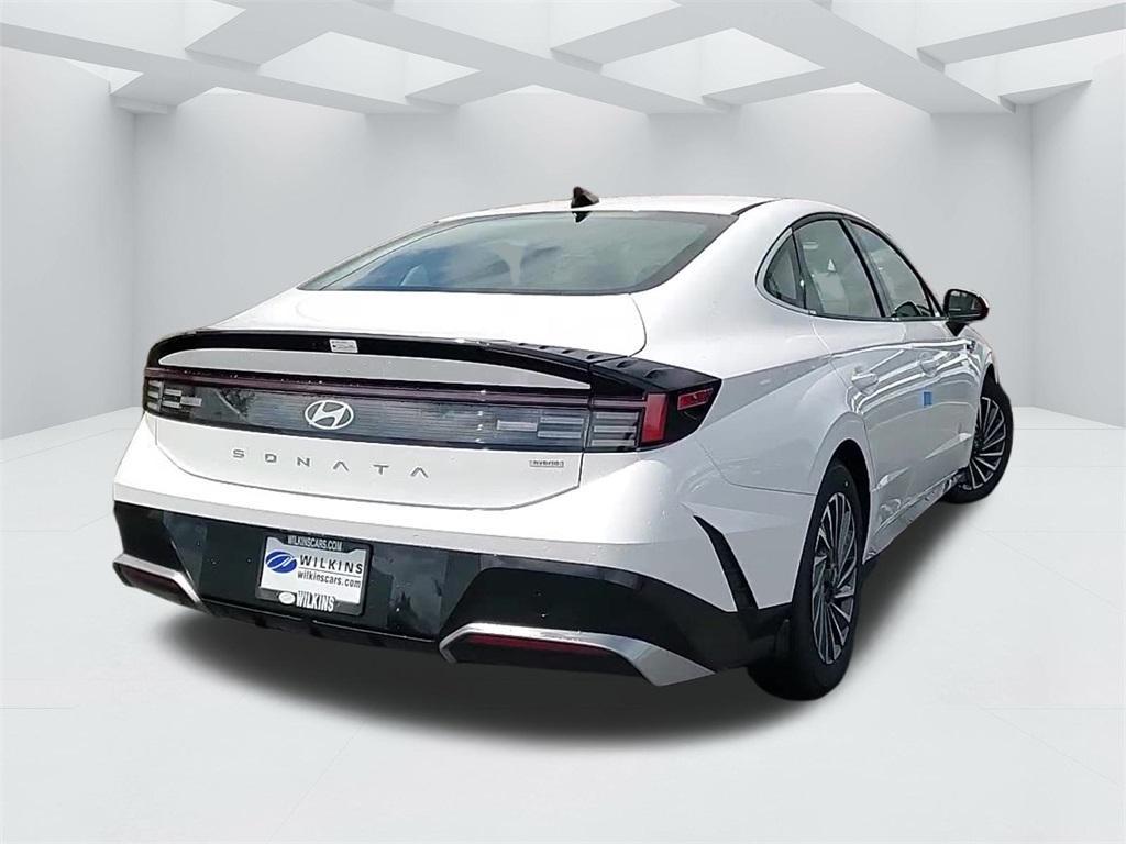 new 2025 Hyundai Sonata Hybrid car, priced at $32,182