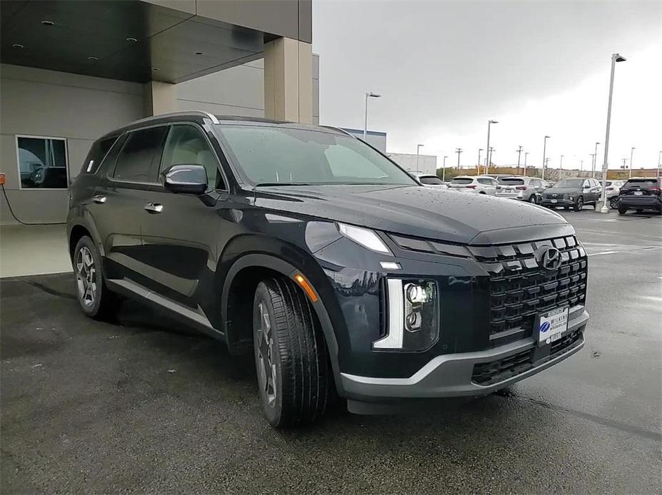 new 2025 Hyundai Palisade car, priced at $47,114