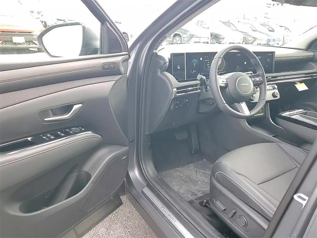 new 2025 Hyundai Tucson car, priced at $40,228