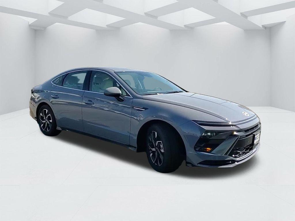 new 2025 Hyundai Sonata car, priced at $30,327