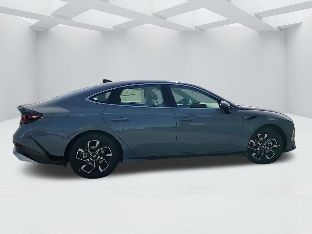 new 2025 Hyundai Sonata car, priced at $30,327