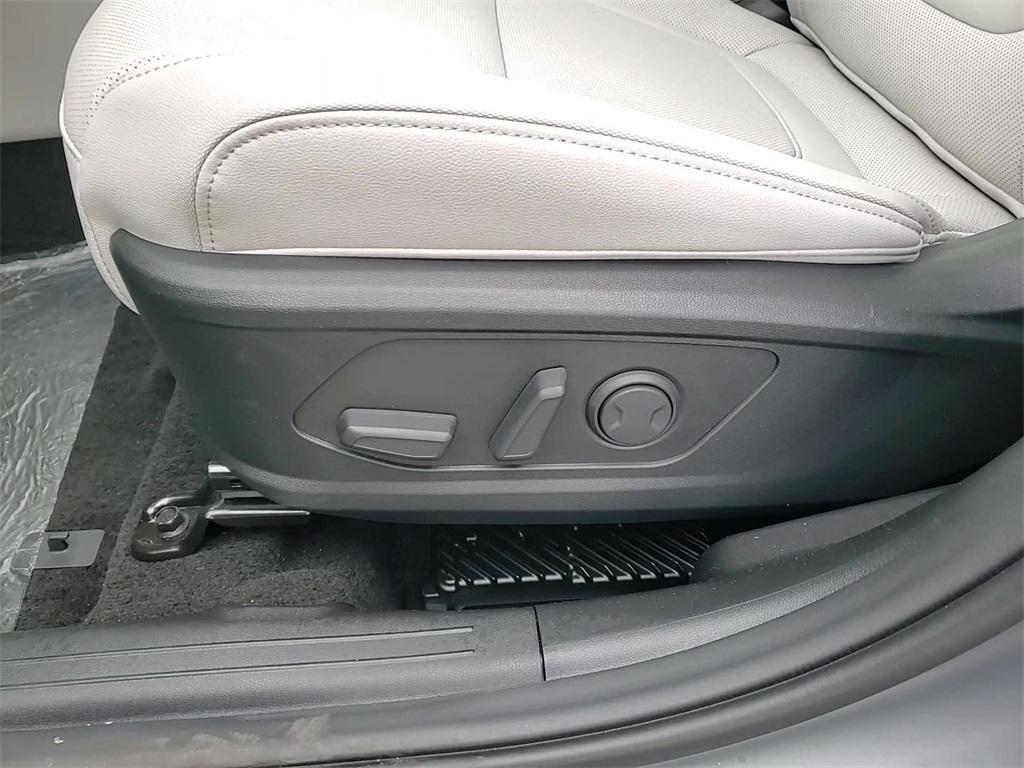 new 2025 Hyundai Tucson car, priced at $40,259