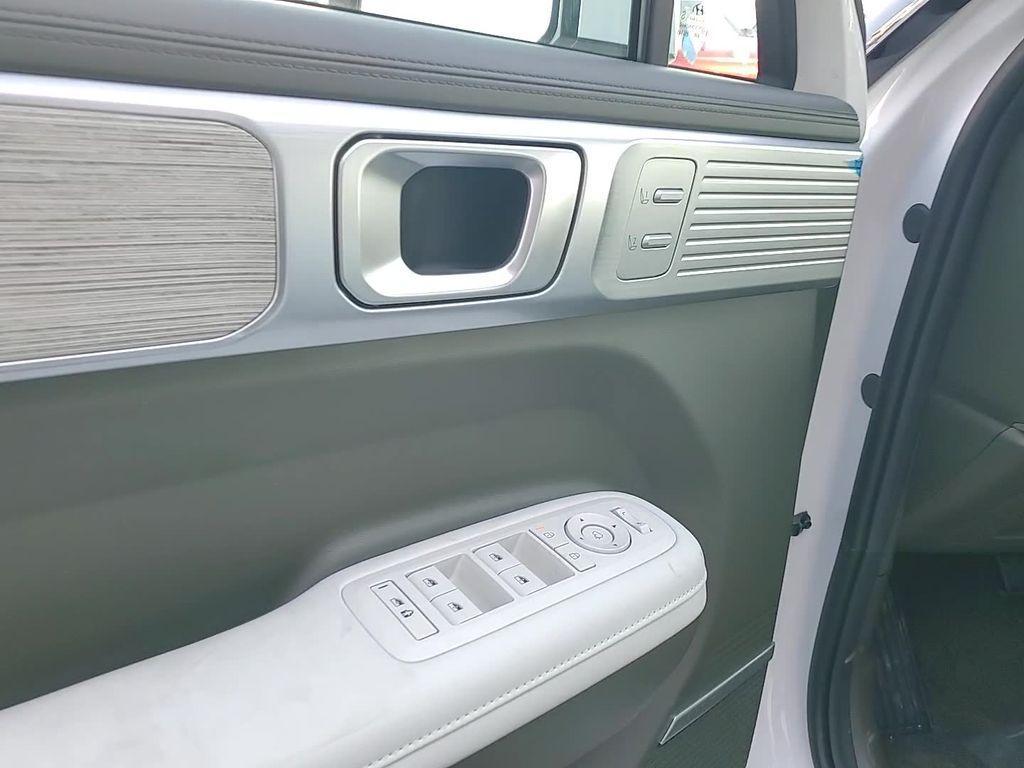 new 2025 Hyundai Santa Fe car, priced at $47,316