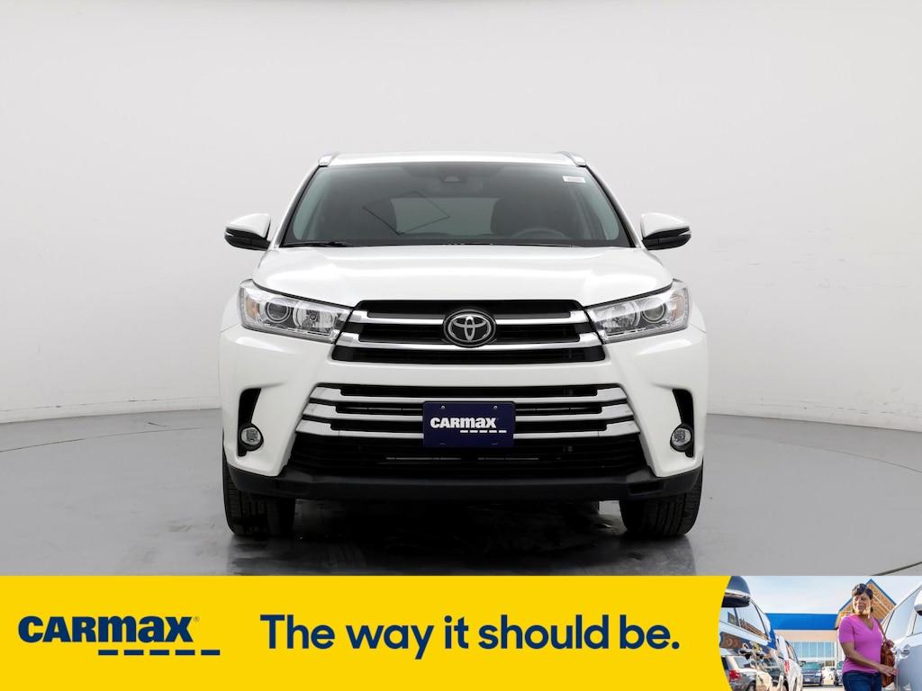 used 2019 Toyota Highlander car, priced at $37,998