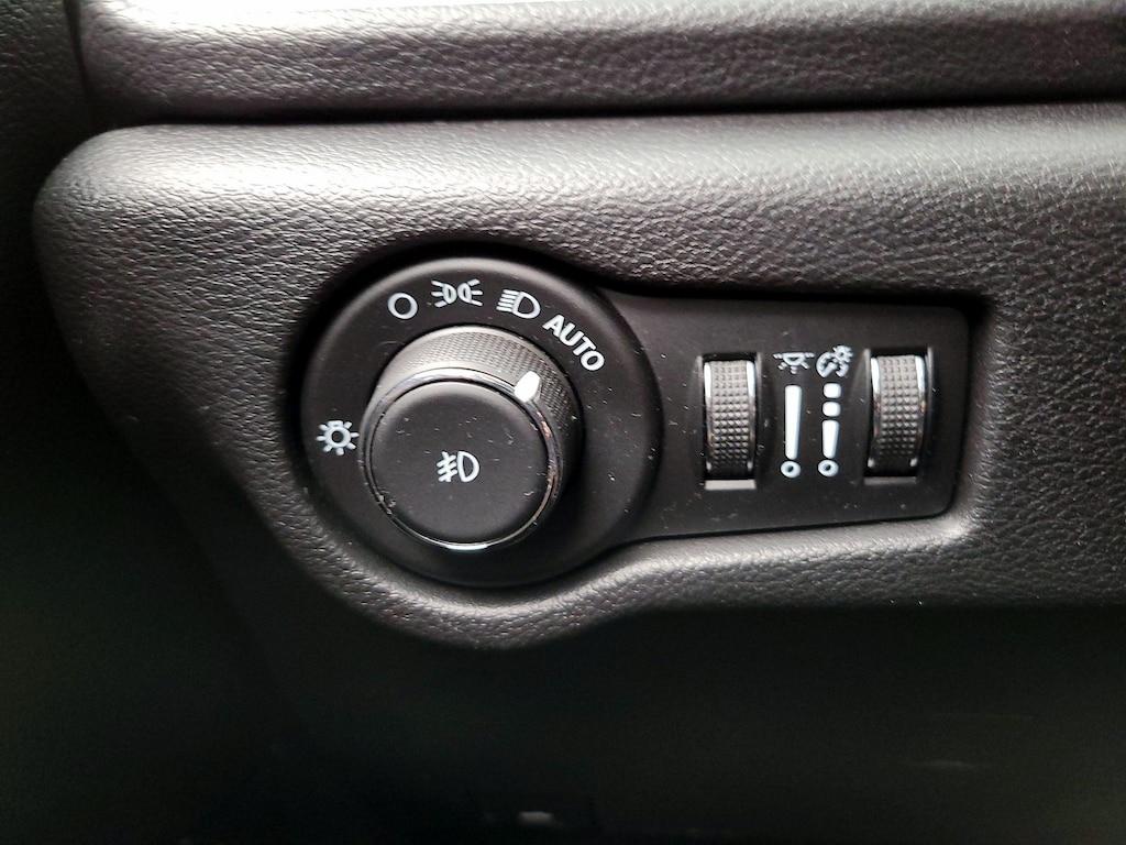used 2022 Chrysler Pacifica car, priced at $34,998