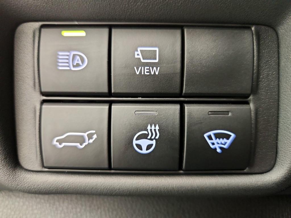 used 2022 Toyota Highlander car, priced at $44,998