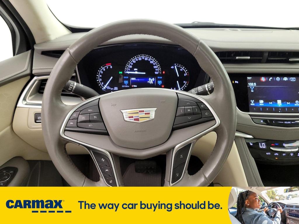 used 2018 Cadillac XT5 car, priced at $27,998