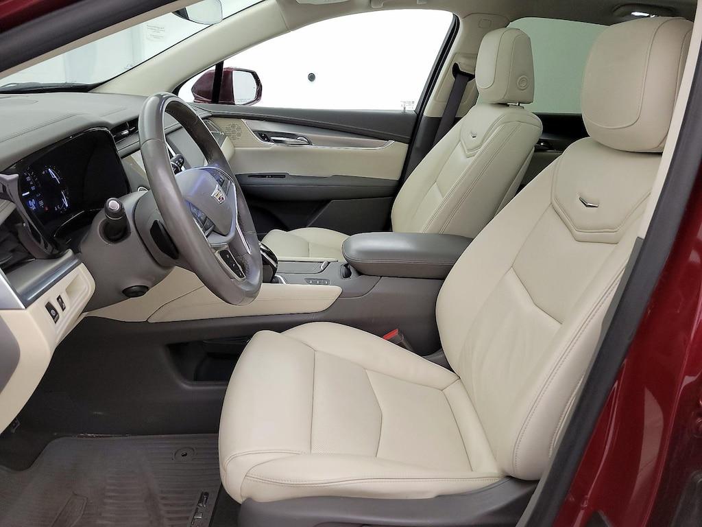 used 2018 Cadillac XT5 car, priced at $27,998