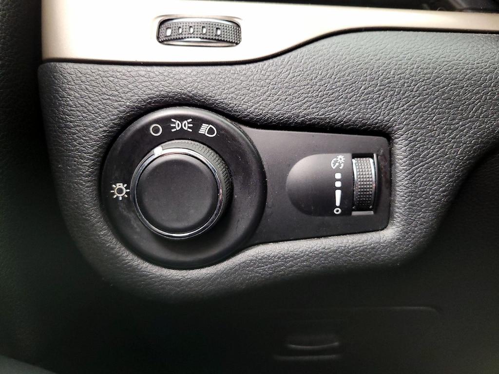 used 2016 Jeep Cherokee car, priced at $13,599