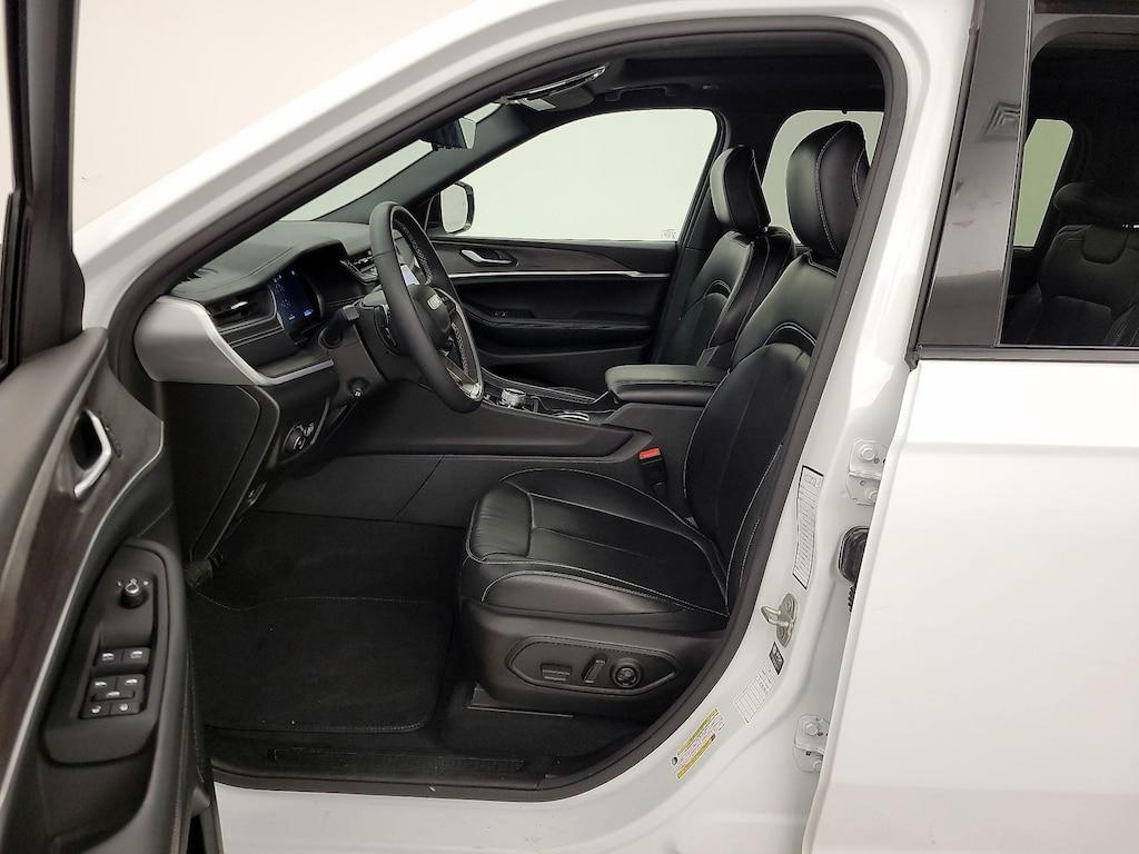 used 2024 Jeep Grand Cherokee L car, priced at $33,998