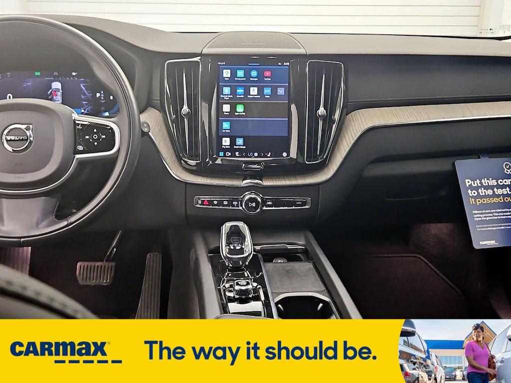 used 2022 Volvo XC60 car, priced at $36,998