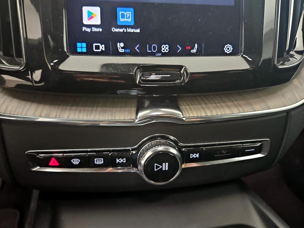 used 2022 Volvo XC60 car, priced at $36,998