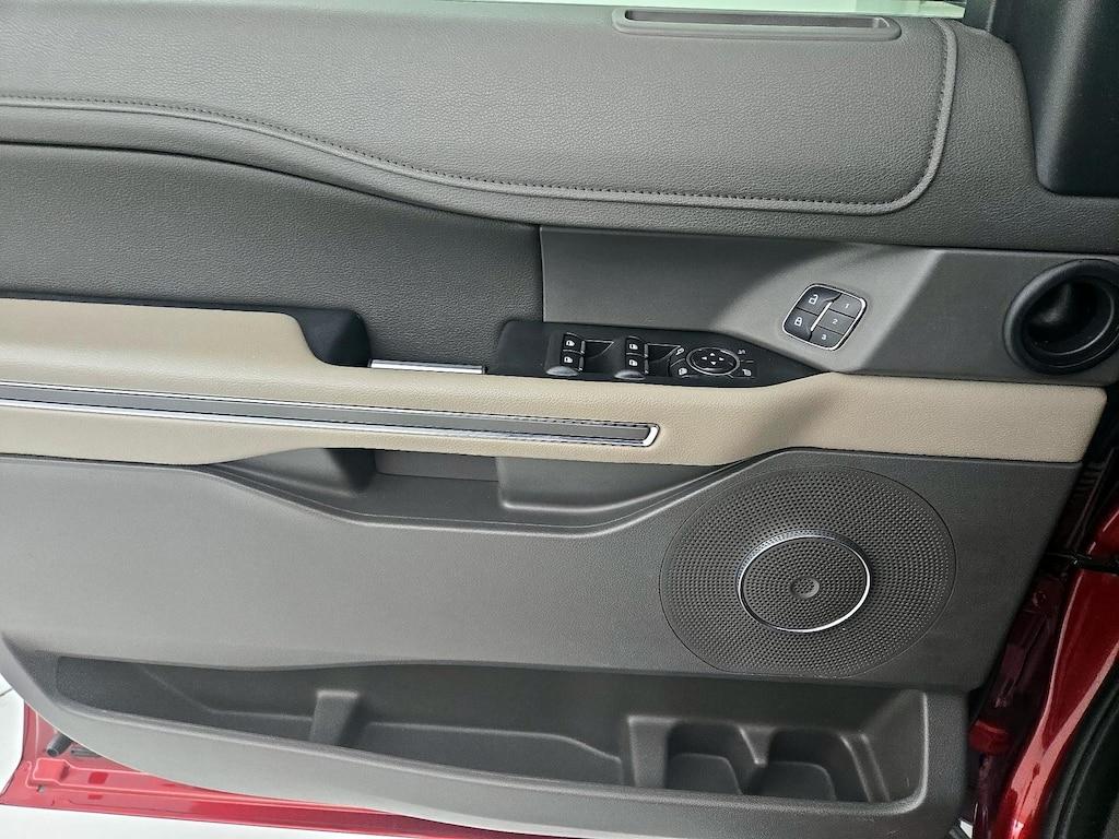 used 2019 Ford Expedition car, priced at $29,998