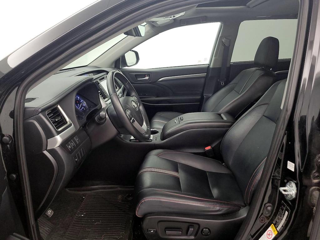 used 2019 Toyota Highlander car, priced at $26,998