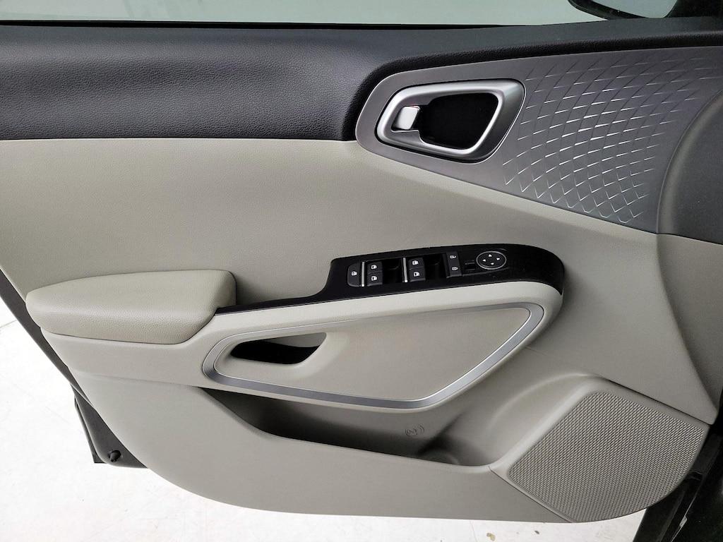used 2022 Kia Soul car, priced at $17,998