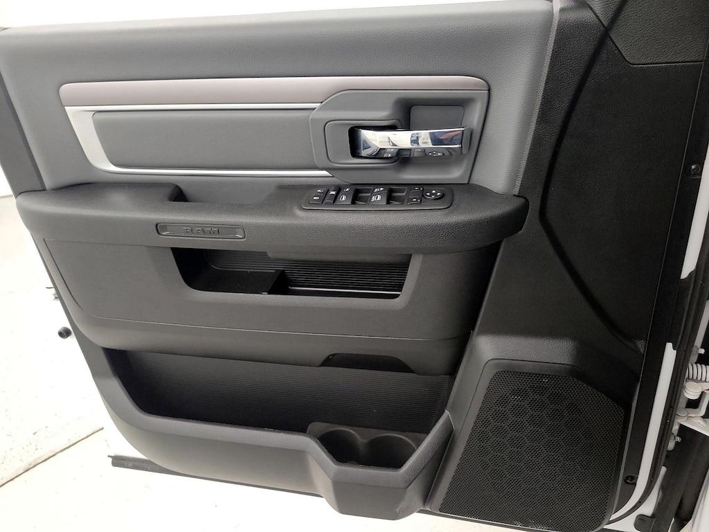 used 2022 Ram 1500 Classic car, priced at $25,998