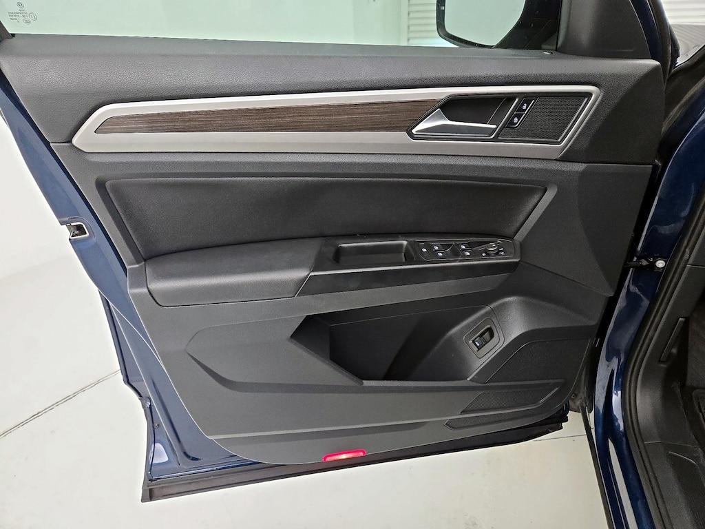 used 2020 Volkswagen Atlas car, priced at $23,998