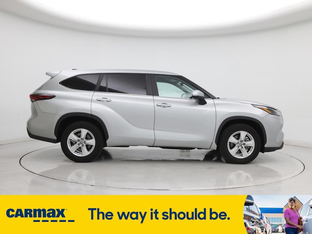 used 2024 Toyota Highlander car, priced at $35,998