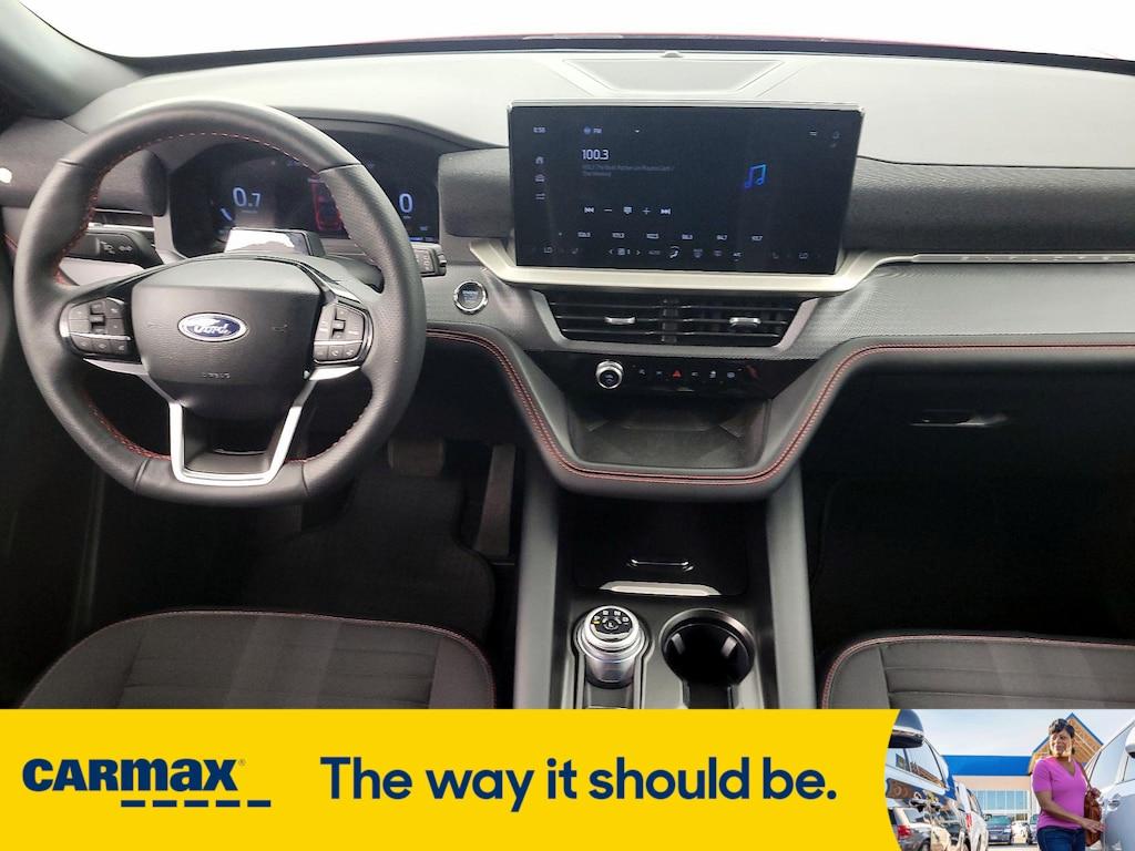 used 2025 Ford Explorer car, priced at $43,998