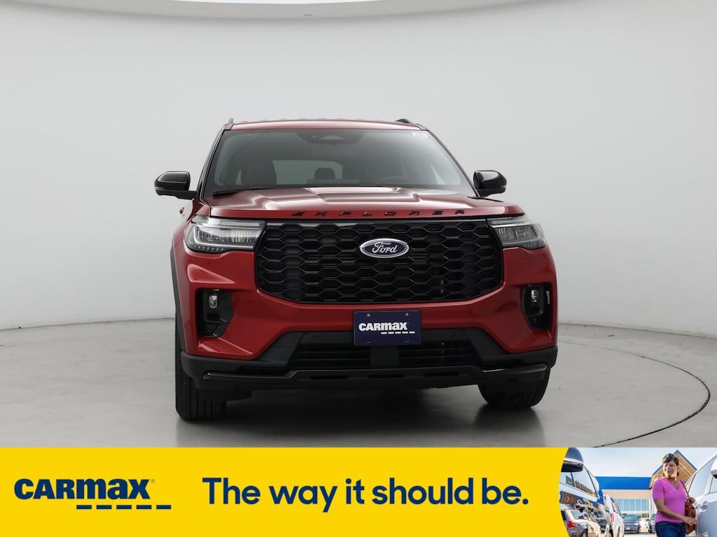 used 2025 Ford Explorer car, priced at $43,998