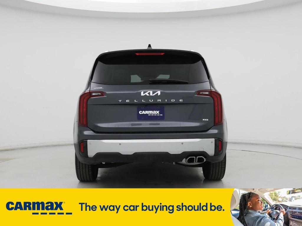 used 2024 Kia Telluride car, priced at $42,998