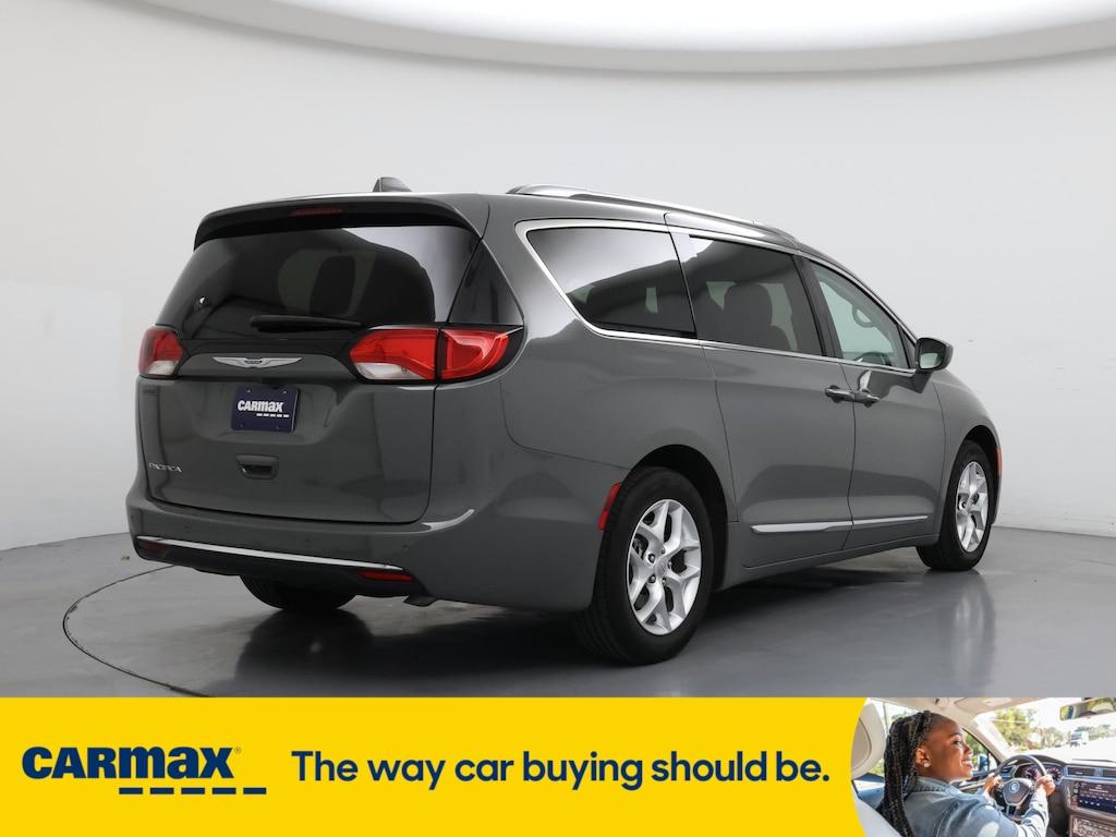 used 2020 Chrysler Pacifica car, priced at $28,998