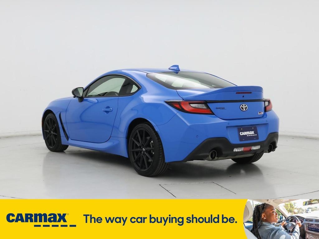 used 2023 Toyota GR86 car, priced at $35,998
