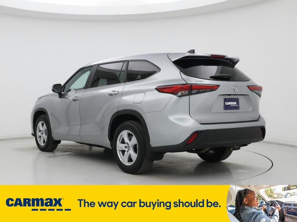 used 2023 Toyota Highlander car, priced at $34,998