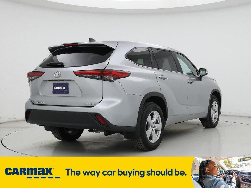 used 2023 Toyota Highlander car, priced at $34,998