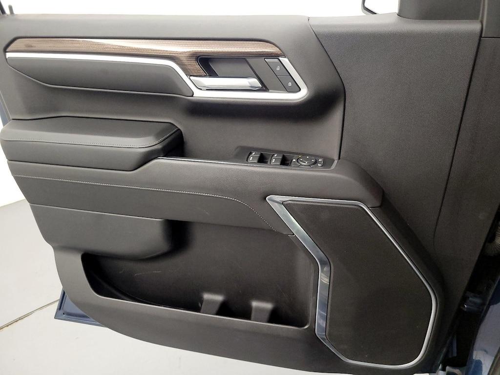 used 2022 Chevrolet Silverado 1500 car, priced at $33,998