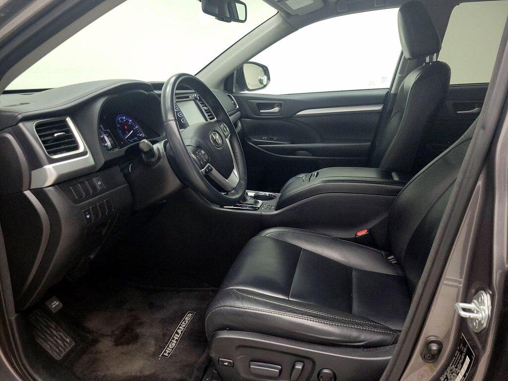 used 2016 Toyota Highlander car, priced at $24,998