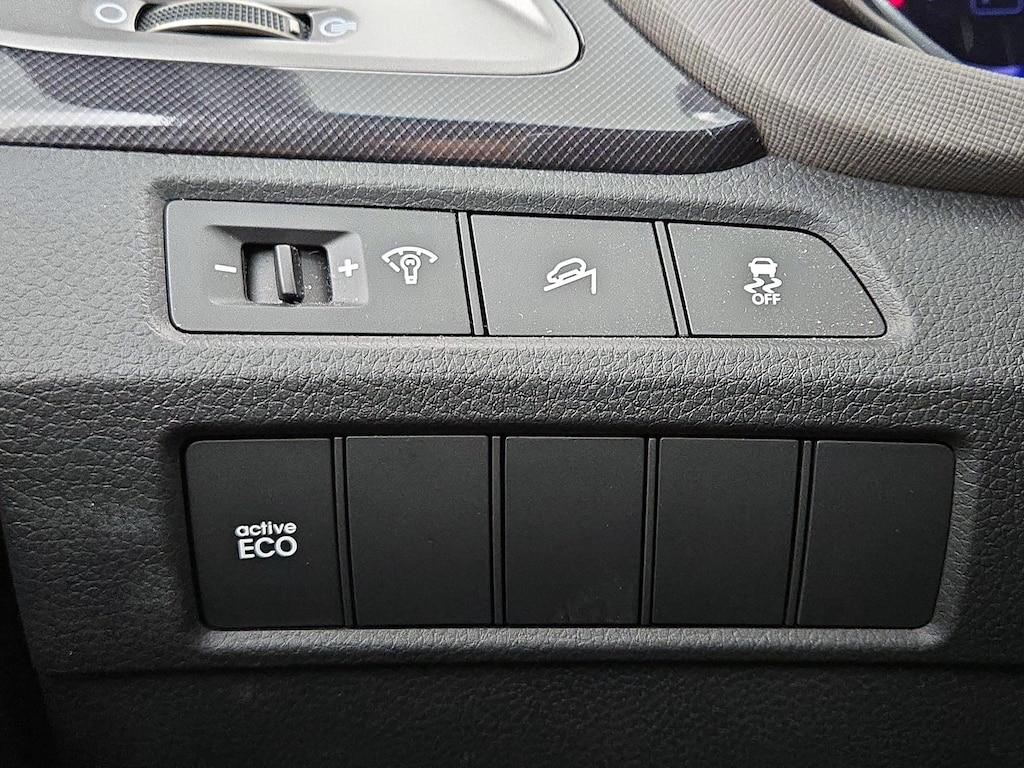 used 2013 Hyundai Santa Fe car, priced at $15,998