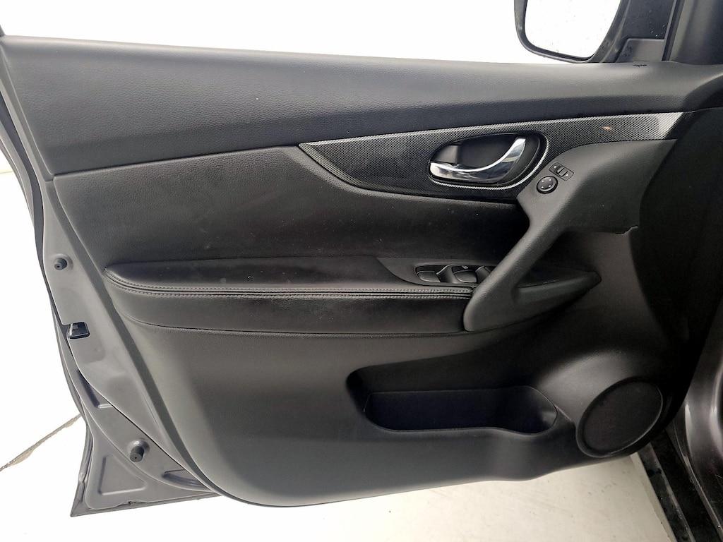 used 2016 Nissan Rogue car, priced at $15,998