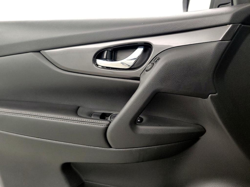 used 2018 Nissan Rogue car, priced at $15,998