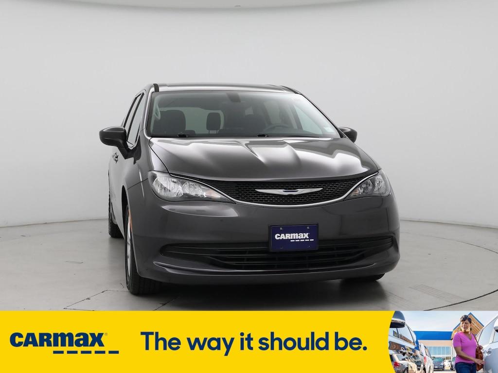 used 2017 Chrysler Pacifica car, priced at $20,998