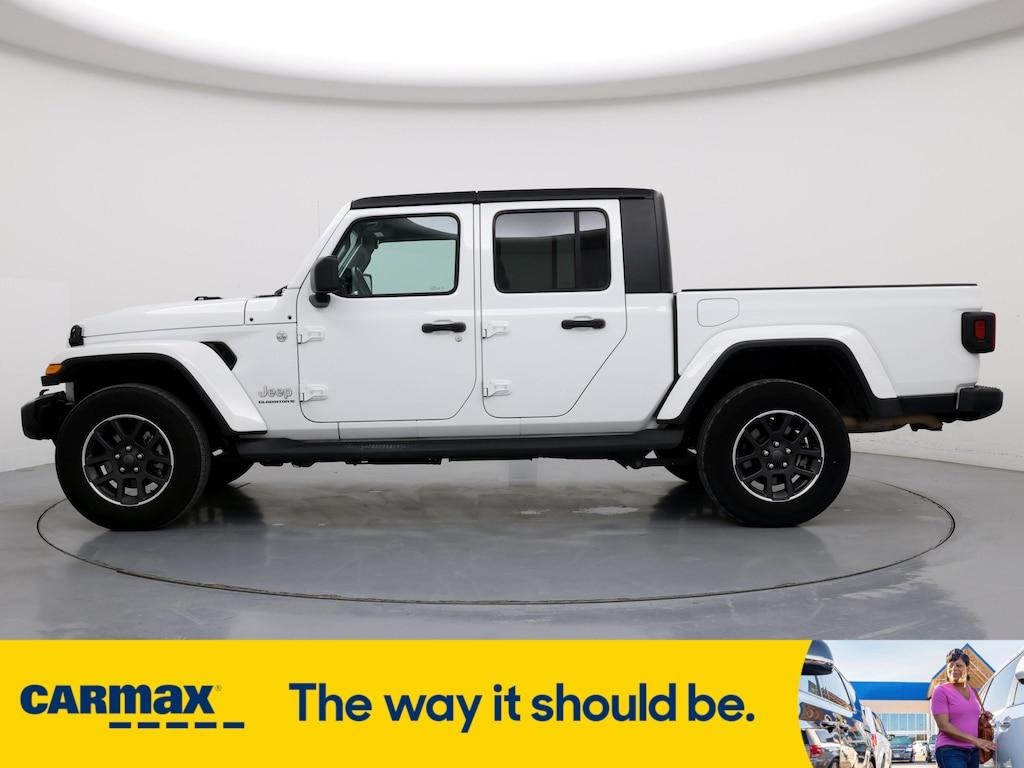 used 2023 Jeep Gladiator car, priced at $34,998