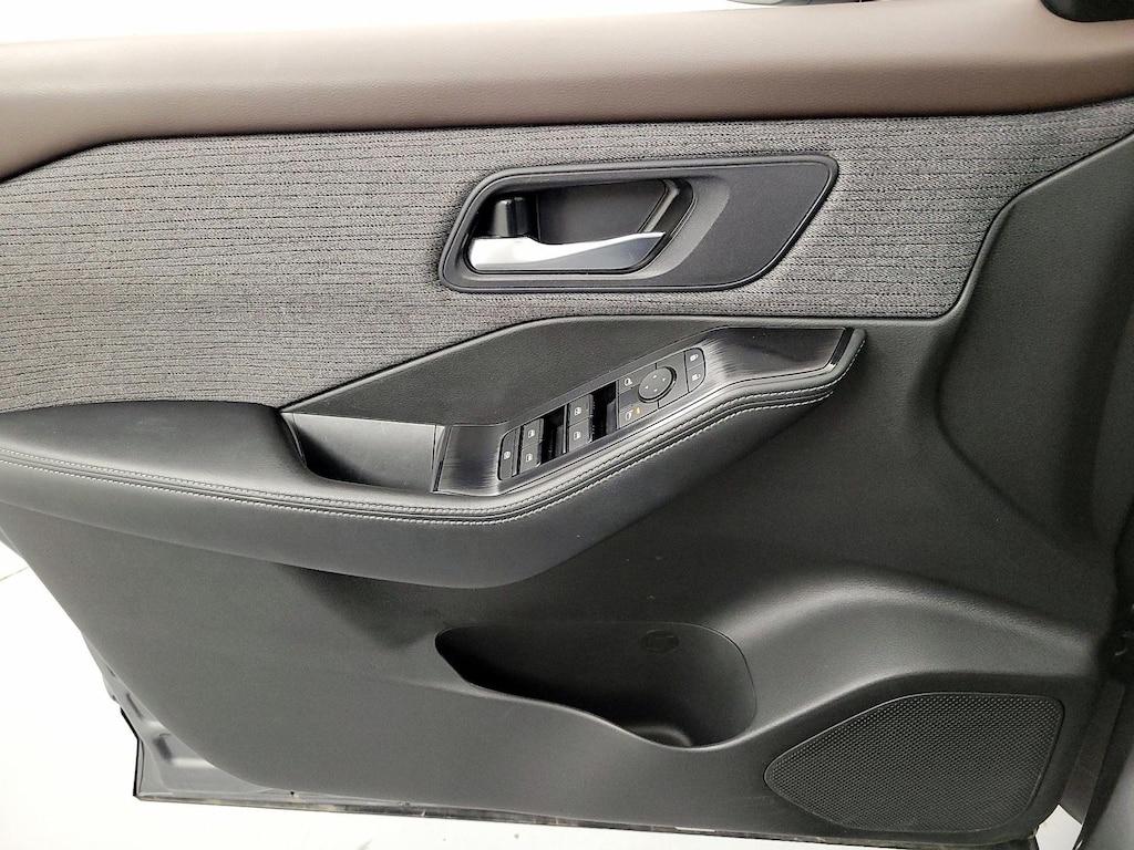 used 2023 Nissan Rogue car, priced at $21,998